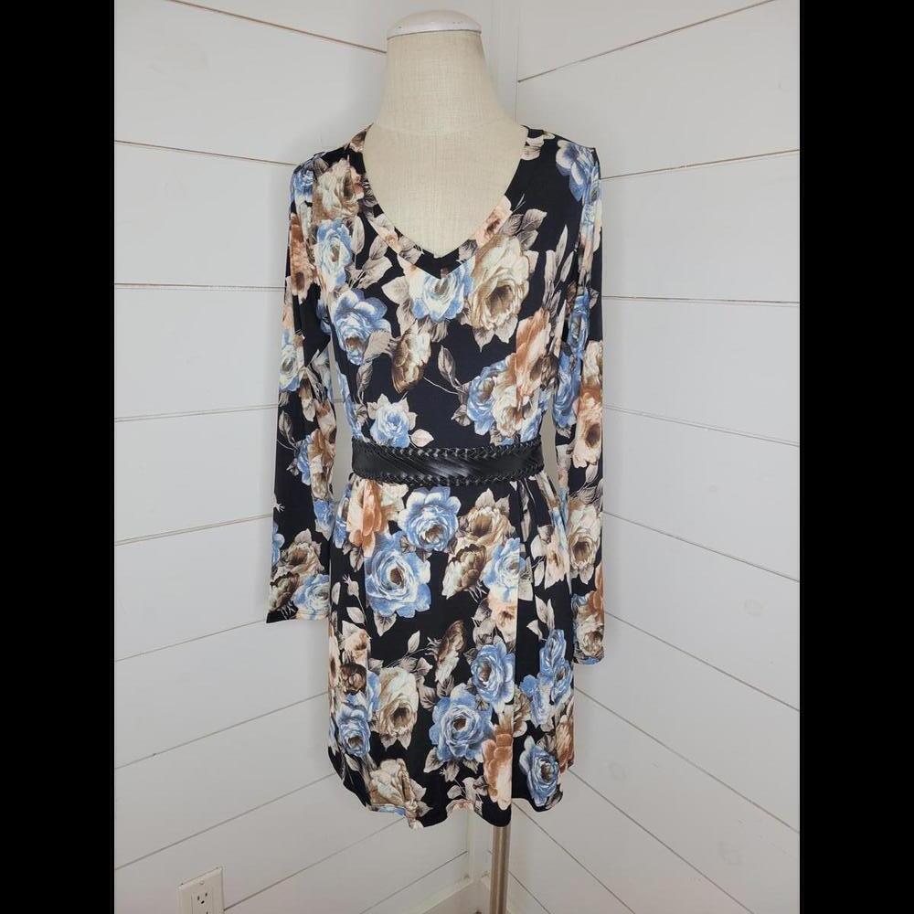 NWOT Boutique Sew in Love black with flowers long sleeve mini dress